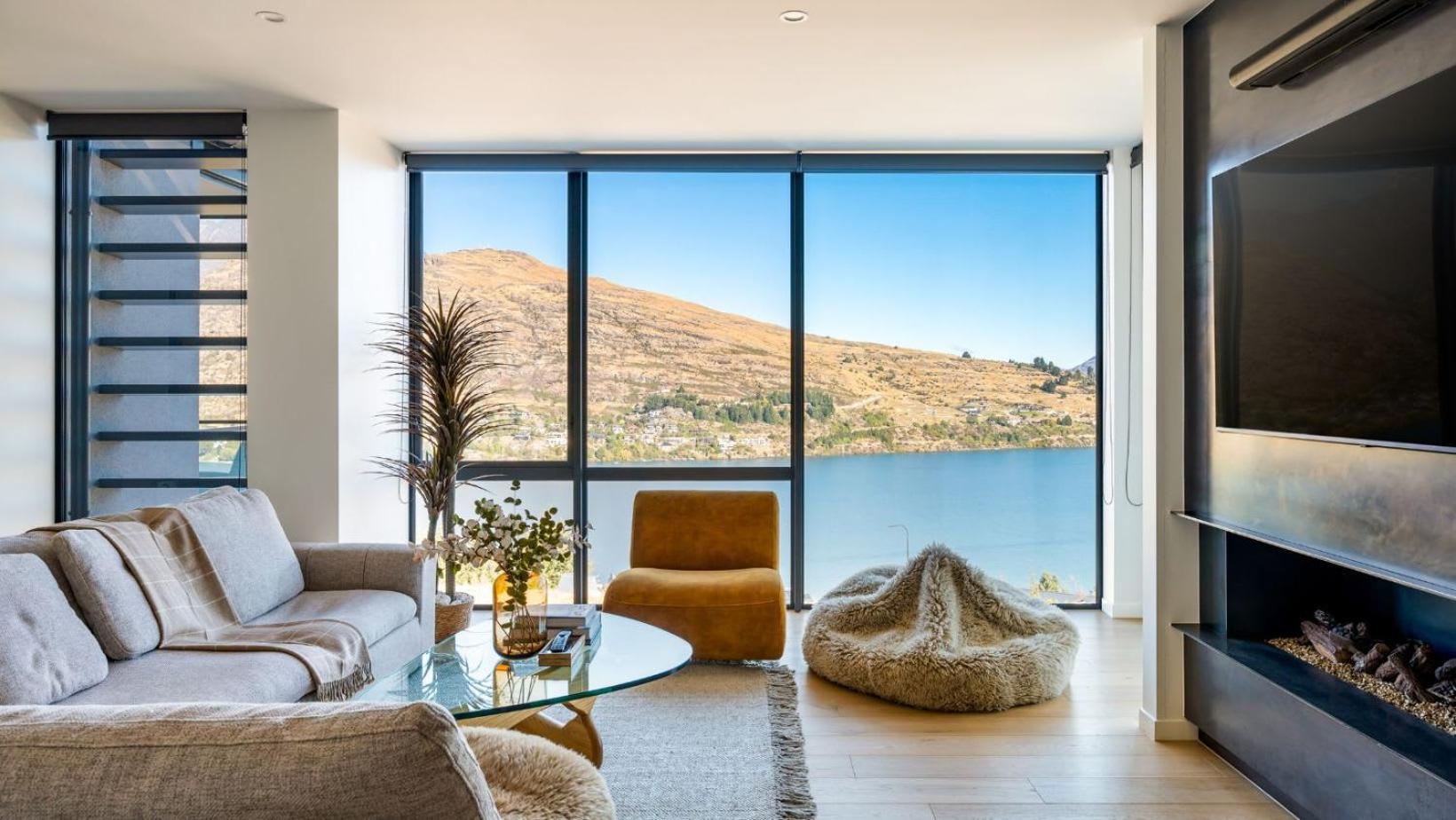 The Tiers- Hot Tub- Ac- Bbq- Free Parking Villa Queenstown Bagian luar foto
