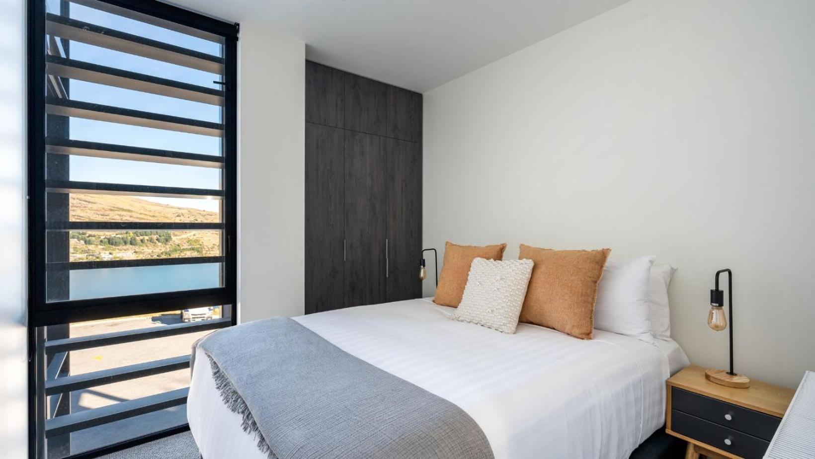 The Tiers- Hot Tub- Ac- Bbq- Free Parking Villa Queenstown Bagian luar foto
